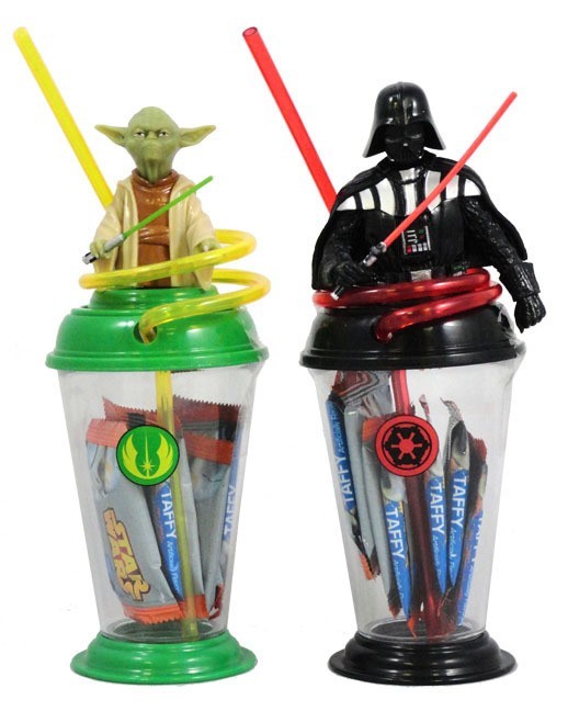https://www.hilcousa.com/res/uploads/brands/products/full/19357-Star-Wars-Sipper-Cups-Vader-and-Yoda-Units.jpg